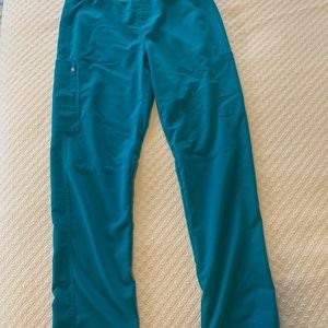 Figs scrub bottoms, teal.